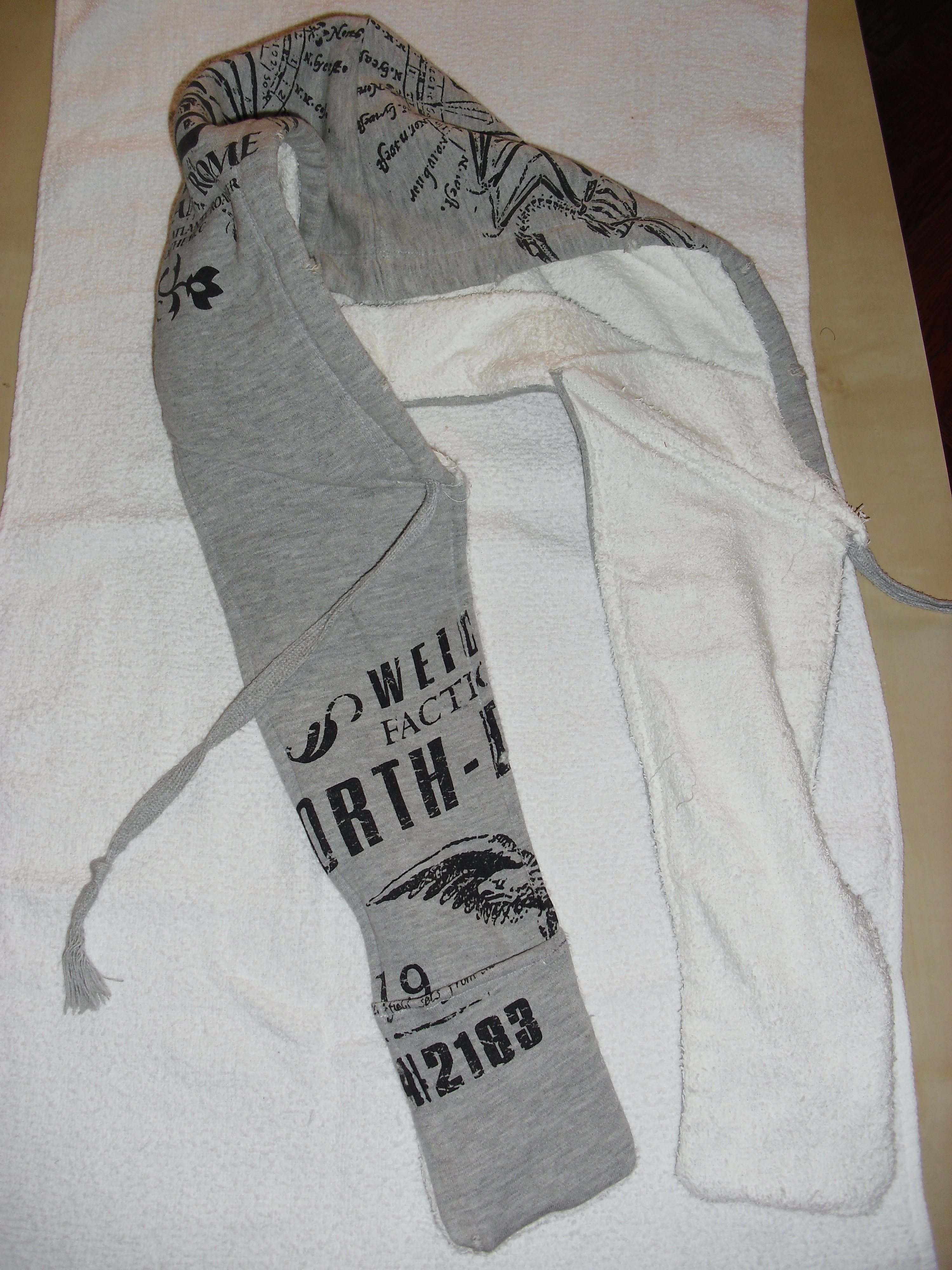 The Gym Hoodie Worlds Newest Fitness Apparel Indiegogo