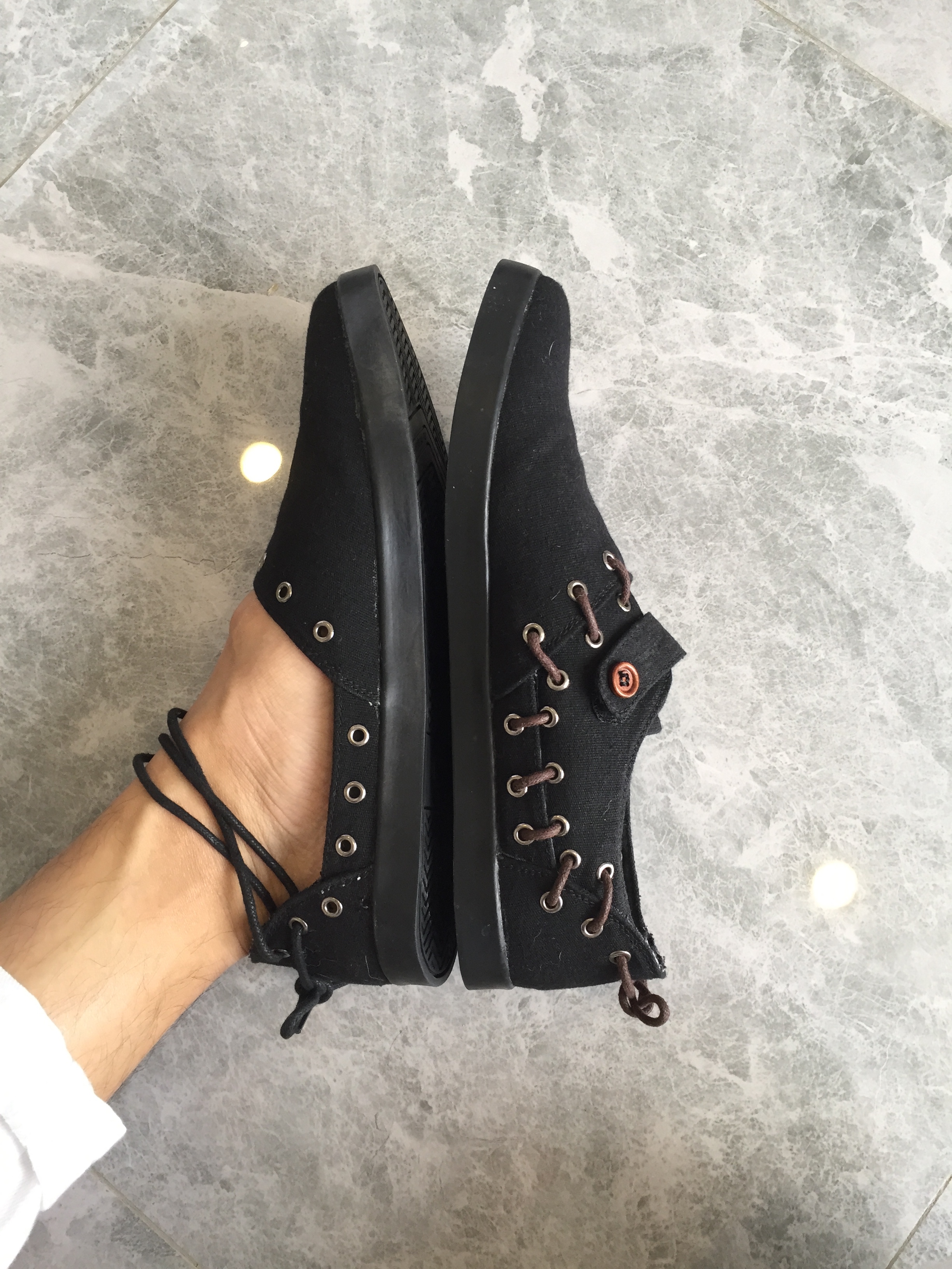 DVa ThE TwO IN oNe ShOe Indiegogo