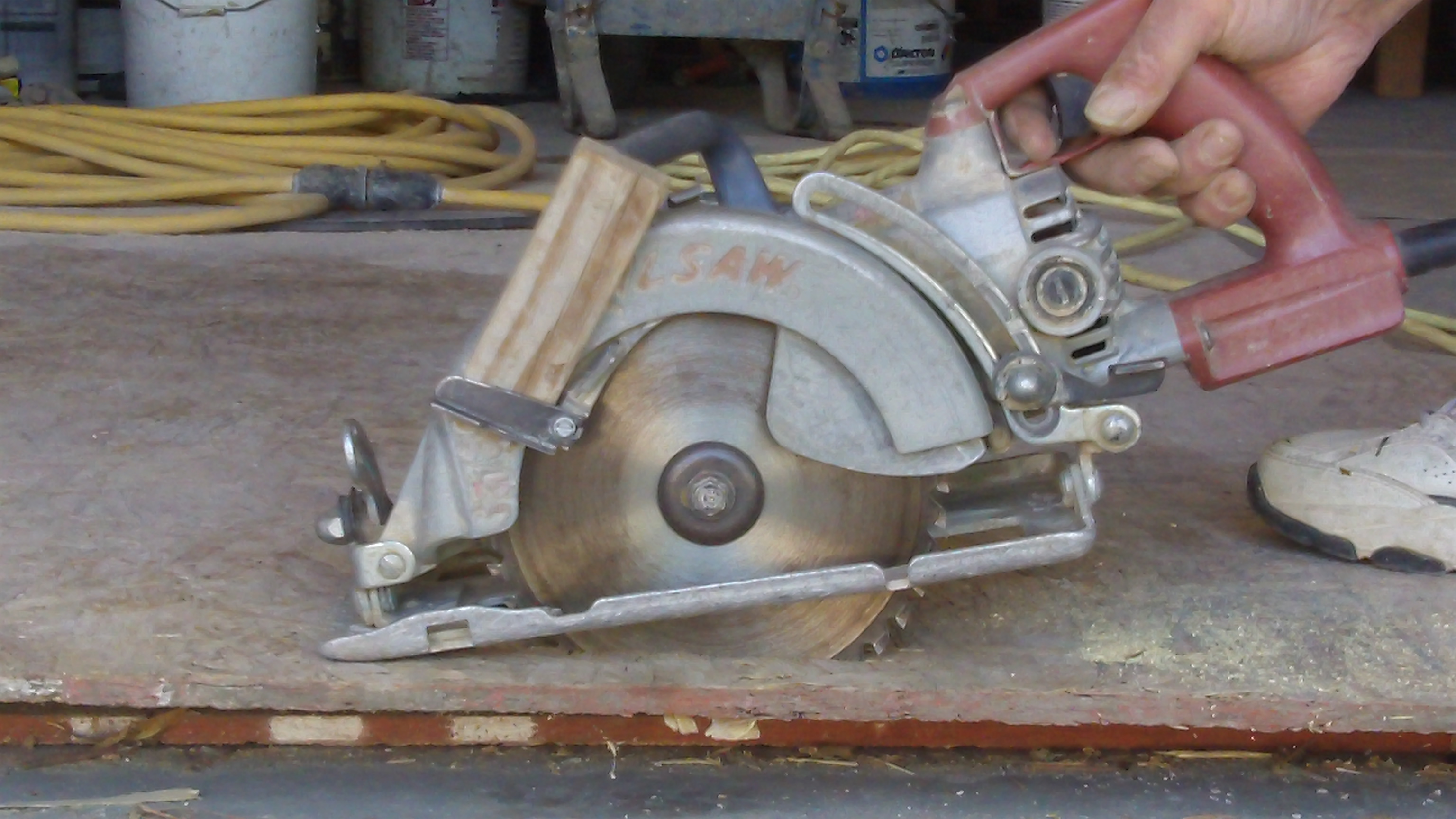 The Saw Guard Dog: Makes Power-Saws Safer To Use | Indiegogo