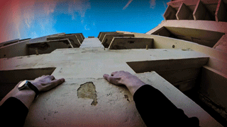 20150427150856-cliffhangersmall.gif