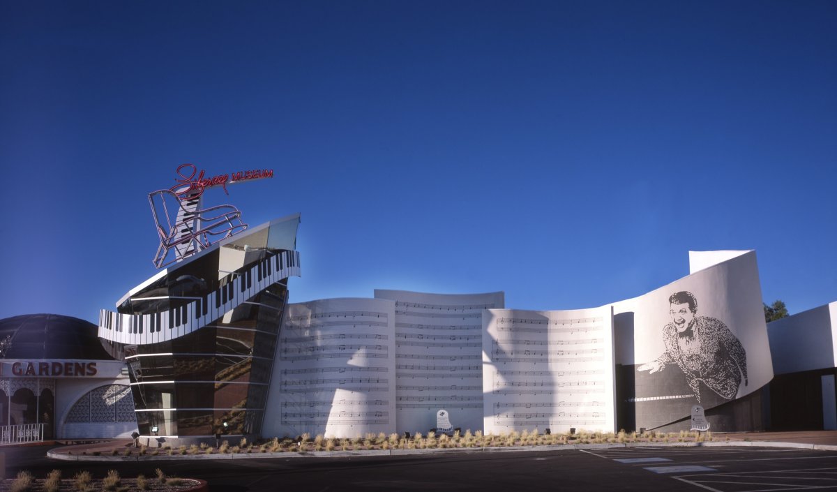 The Candelabra, Music, Fashion and Food. An Iconic New Supper Club in